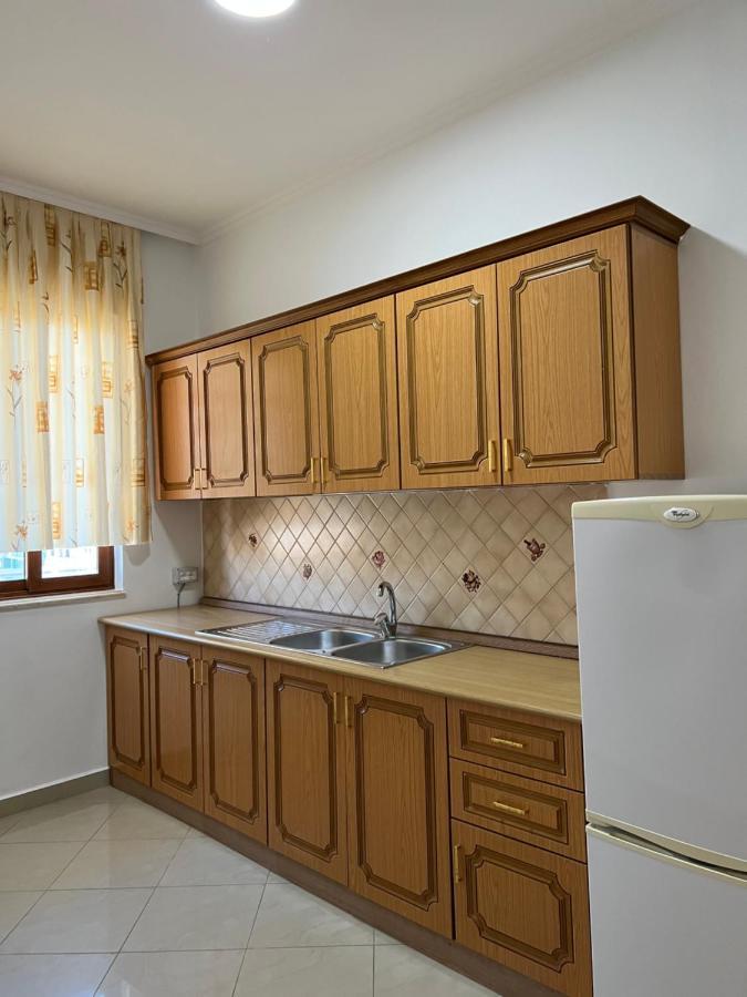 Guest House Il Palazzo Драч Екстериор снимка