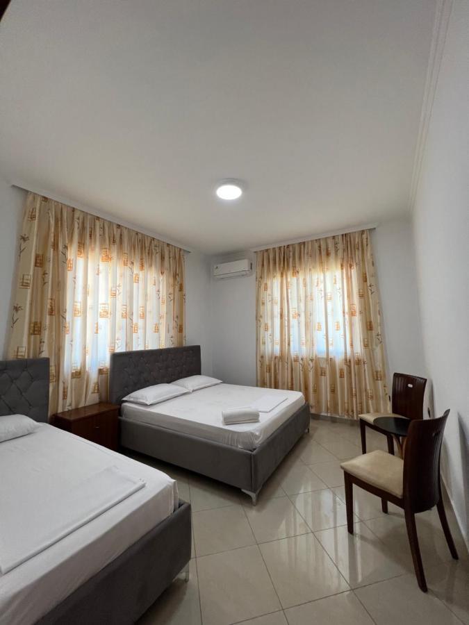Guest House Il Palazzo Драч Екстериор снимка